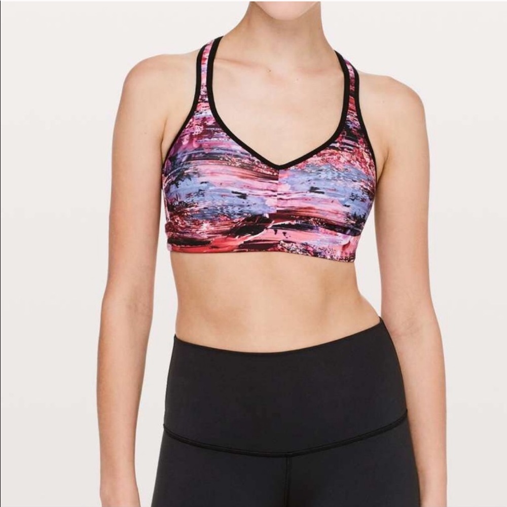 Lululemon 
Like new EUC Lululemon Speed Up Bra